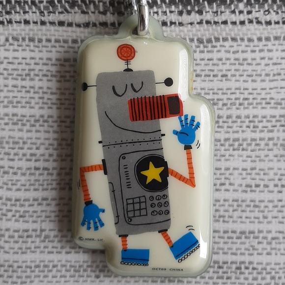 Hallmark Other - 🍒4 for $20🍒 Happy & Grumpy Robot 2 Sided Hallmark Kids Keychain Backpack Clip